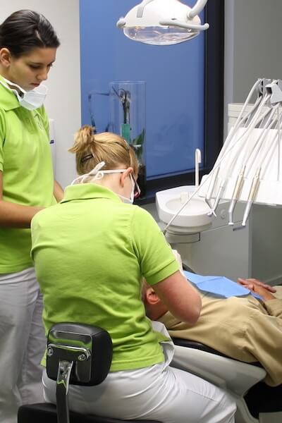 behandeling tandarts de waard terheijden - breda angsttandarts - behandeling tandarts de waard terheijden - breda